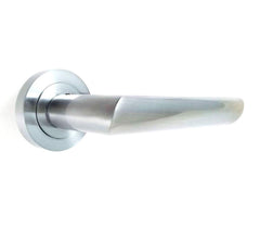 Tapered Designer Lever on Round Rose