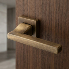 Veranda Luxury Handle