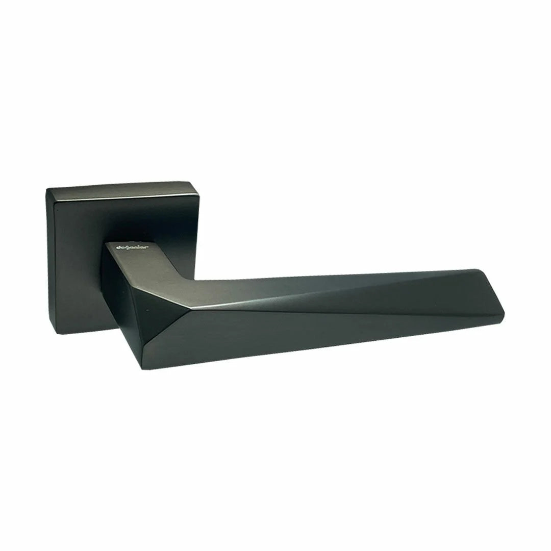 Turkish Prizma door handle with a sleek design, featuring a 52mm rose and 139mm handle length, providing a secure and comfortable grip for enhanced functionality and style.