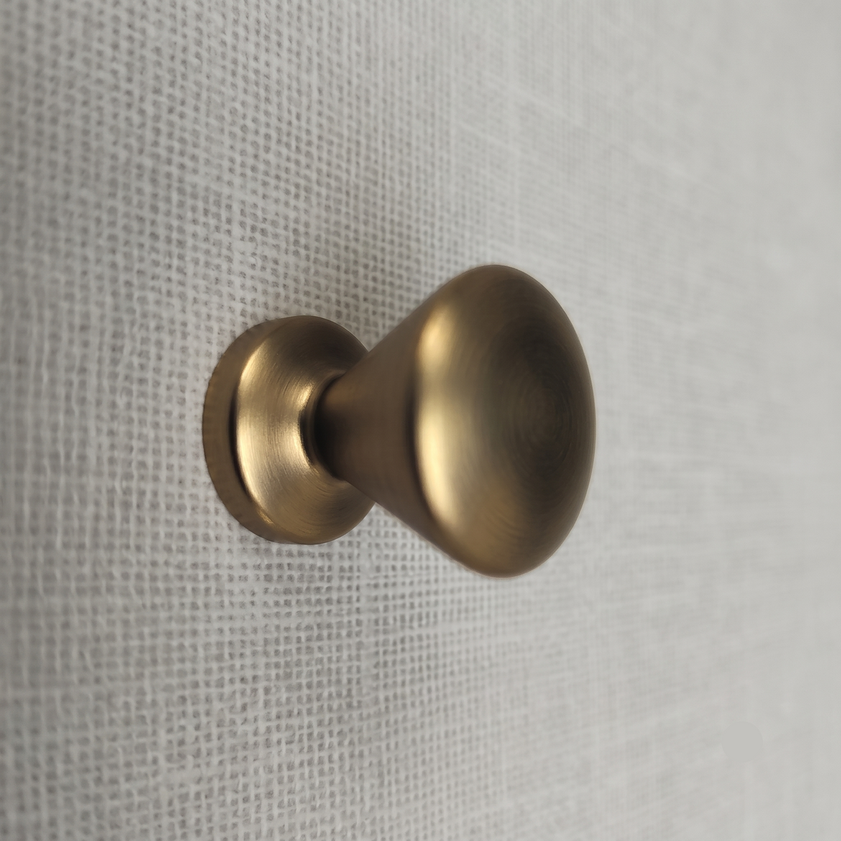 Apex Luxury Cabinet Knob - Multiple Sizes