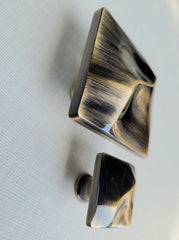 Fluent Luxury Cabinet Knob - Multiple Sizes