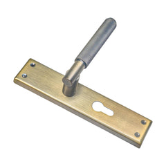 Diamond Knurled Backplate Handle 204mm – M481 Series