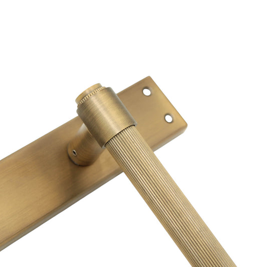 Linear Knurled Backplate Handle 204mm – M461 Series