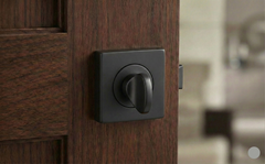 Centric Square Turn & Release