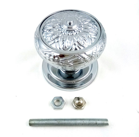 Calisto Centre Door Knob by Euro Art, 72x70x70mm, in Polished Chrome. A modern, elegant door accessory that combines style with functionality, enhancing any door with its sophisticated design.